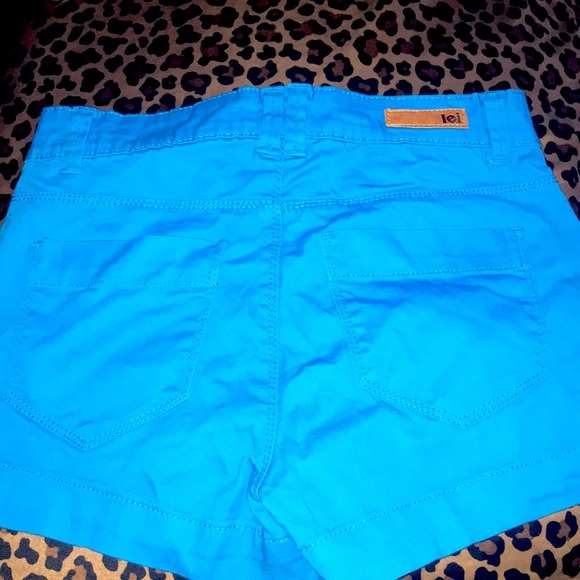 Lei Tatum high rise shorts - Picture 2 of 3